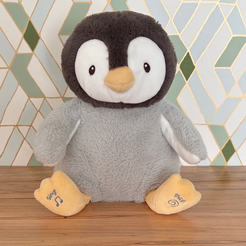 Baby Gund Kissy the Penguin Animated Singing Plush